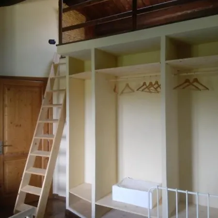 Casa Leprice 3* 산텔피디오 아 마레